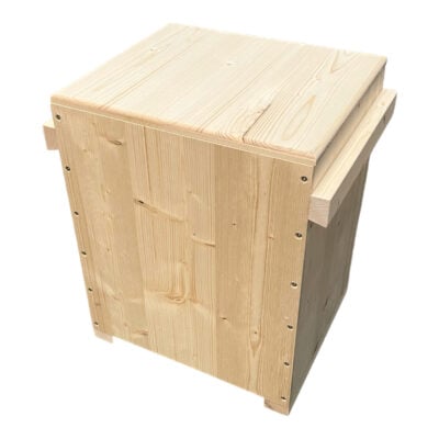 Transportkiste aus Holz für Lagerabverkauf, stabile und langlebige Holzbox.