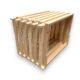 Bienenkasten aus Holz für Bienenhaltung, Imkerei und Honigproduktion.