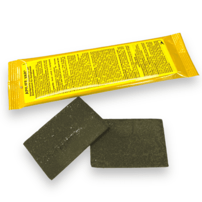 Bienenwachs-Block und -Wachs in Verpackung, Bienen Janisch.